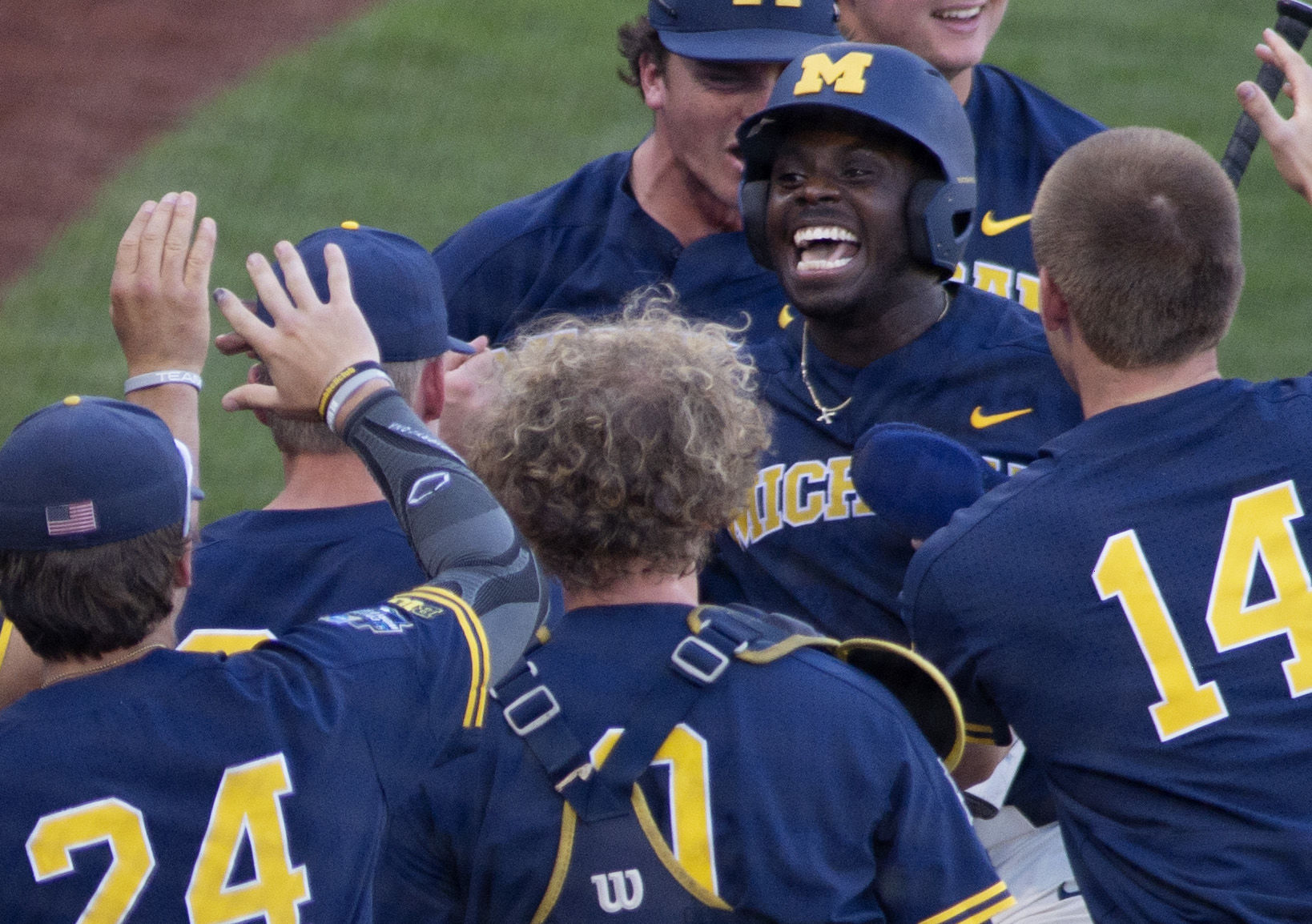 College World Series Championship, 6.26
